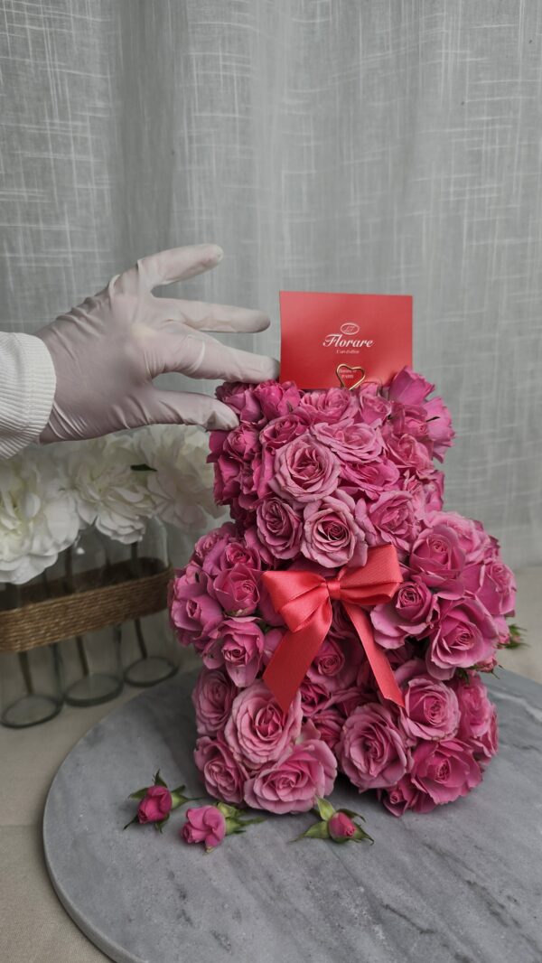 Fait main Ourson en roses naturelles - fait main